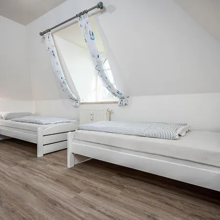 Stoertebekerstrasse 14 9 *